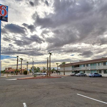יומה Budgetel Inn & Suites מראה חיצוני תמונה
